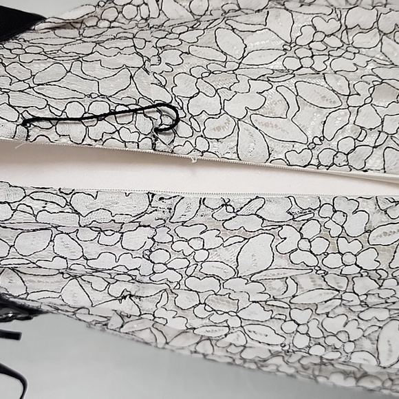 🤎 NWT! Speachless V Neck Dress - Picture 13 of 13